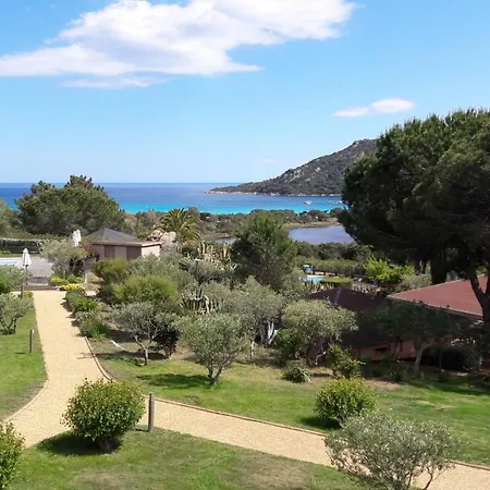 فندق Castell'verde 3*