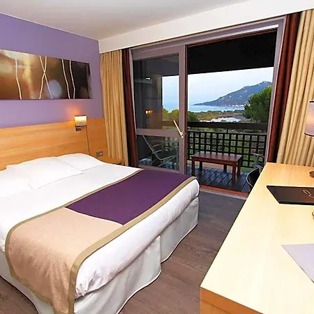 Hotel Castell'Verde 3* Porto-Vecchio (Corsica)